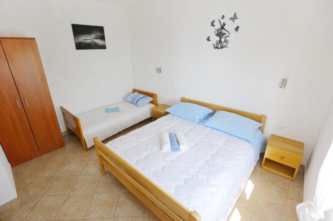 Apartmani Mirjana Трибани-Крушчица Екстериор снимка