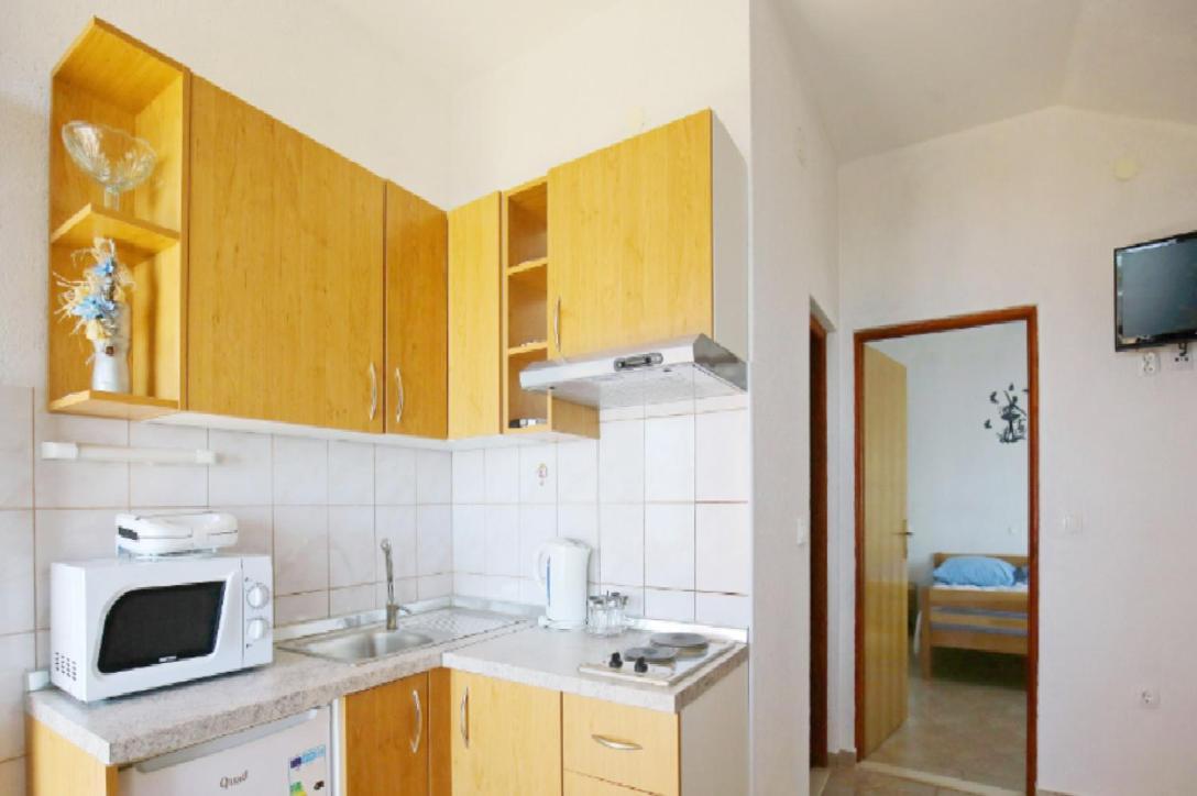 Apartmani Mirjana Трибани-Крушчица Екстериор снимка